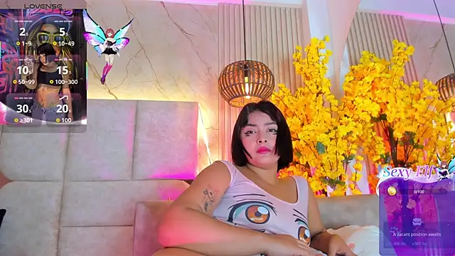 KimVelezz online show from May 2026 04:43:01 PM