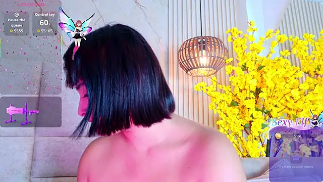 KimVelezz online show from May 2026 07:11:01 PM