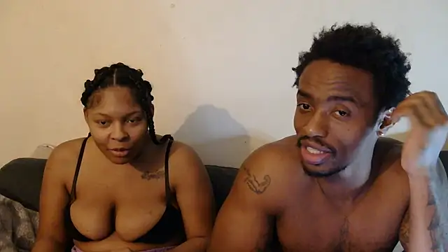 Snapshot of exotic__couple chatting on January 2025 03:22:01 AM exotic  couple online show from January 2025 03:22:01 AM