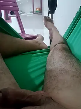 Snapshot of medaseucuzinho chatting on October 2025 10:39:02 PM medaseucuzinho online show from October 2025 10:39:02 PM