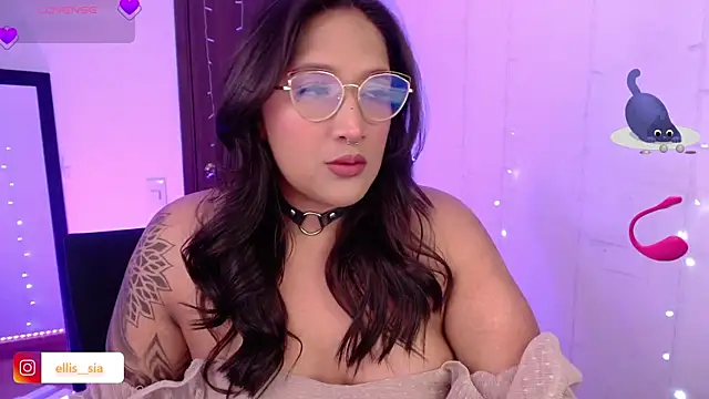 Lissa1   online show from January 2026 02:48:02 AM