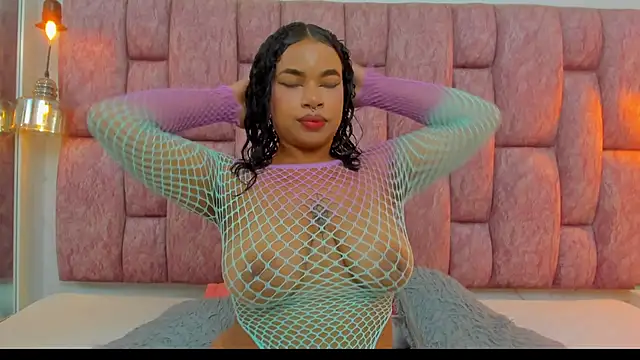 britanny-collyns online show from March 2026 07:37:01 PM