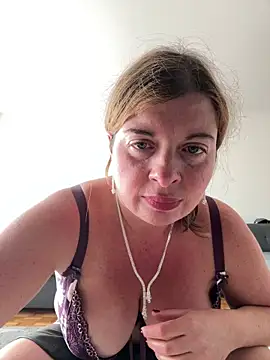 Lombada online show from November 2025 01:27:02 PM