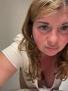 Lombada online show from April 2026 08:43:02 PM