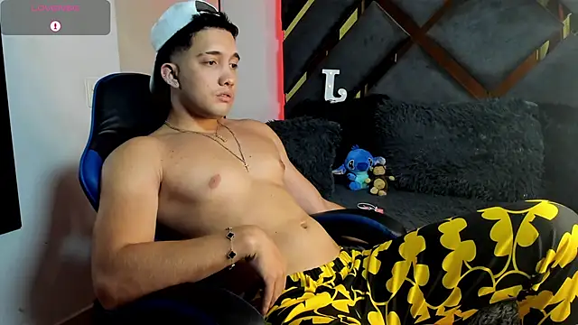 Snapshot of jeicob_stone chatting on February 2026 12:31:02 AM jeicob stone online show from February 2026 12:31:02 AM