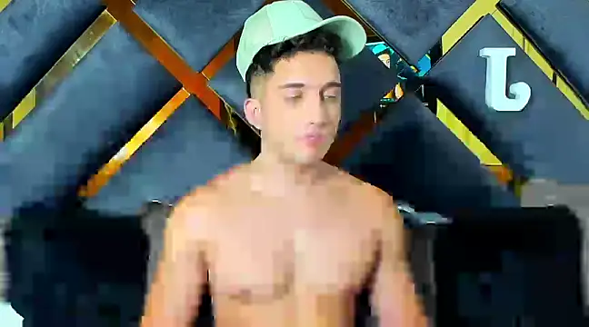 Snapshot of jeicob_stone chatting on February 2025 11:28:02 PM jeicob stone online show from February 2025 11:28:02 PM