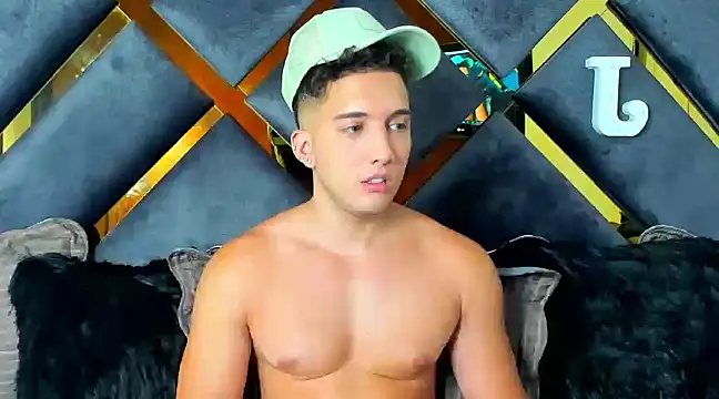 Snapshot of jeicob_stone chatting on January 2025 12:43:02 AM jeicob stone online show from January 2025 12:43:02 AM