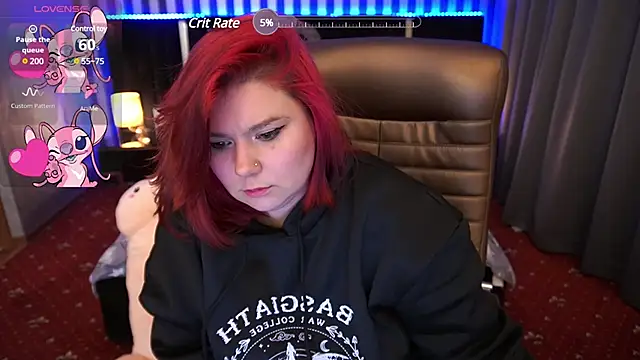Snapshot of BettyDark chatting on March 2025 02:42:02 AM BettyDark online show from March 2025 02:42:02 AM
