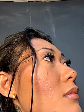 Snapshot of thai-dreamgirl chatting on October 2025 11:03:02 PM thai-dreamgirl online show from October 2025 11:03:02 PM