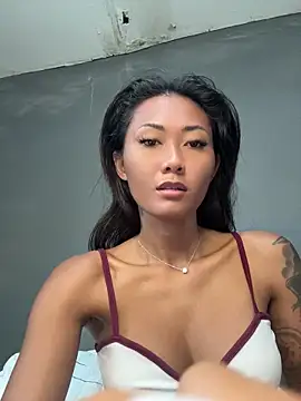 Snapshot of thai-dreamgirl chatting on June 2026 01:05:02 AM thai-dreamgirl online show from June 2026 01:05:02 AM