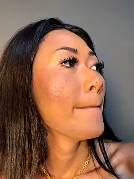 Snapshot of thai-dreamgirl chatting on November 2025 11:05:01 PM thai-dreamgirl online show from November 2025 11:05:01 PM