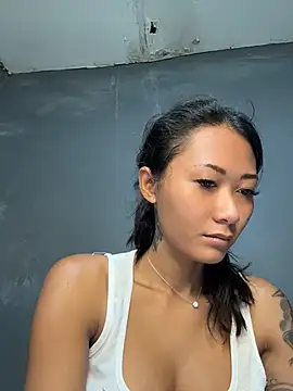 Snapshot of thai-dreamgirl chatting on June 2026 11:13:02 PM thai-dreamgirl online show from June 2026 11:13:02 PM
