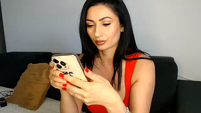 Snapshot of ElizabethAC chatting on June 2026 08:24:01 AM ElizabethAC online show from June 2026 08:24:01 AM