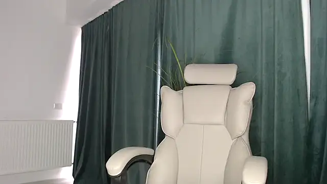 ElizabethAC online show from April 2026 02:56:02 PM