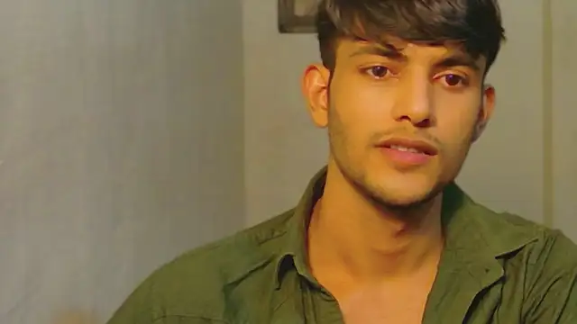 Snapshot of kingkartik7 chatting on December 2025 03:18:02 PM kingkartik7 online show from December 2025 03:18:02 PM