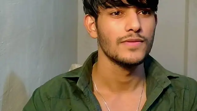 Snapshot of kingkartik7 chatting on November 2025 04:33:01 PM kingkartik7 online show from November 2025 04:33:01 PM