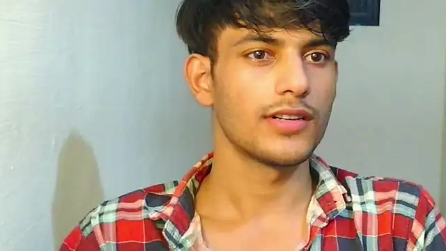 Snapshot of kingkartik7 chatting on October 2025 03:35:02 PM kingkartik7 online show from October 2025 03:35:02 PM