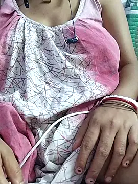 miss-Riy online show from April 2026 05:07:01 PM