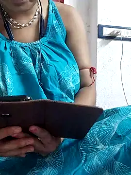 Snapshot of miss-Riy chatting on June 2026 05:07:02 PM miss-Riy online show from June 2026 05:07:02 PM