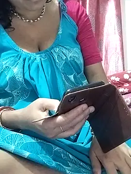 Snapshot of miss-Riy chatting on June 2026 05:02:01 AM miss-Riy online show from June 2026 05:02:01 AM