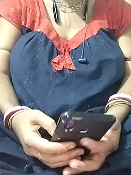 Snapshot of miss-Riy chatting on July 2026 05:12:01 PM miss-Riy online show from July 2026 05:12:01 PM