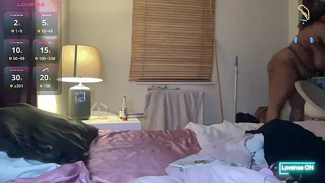 babysainty22 online show from April 2026 09:40:02 PM