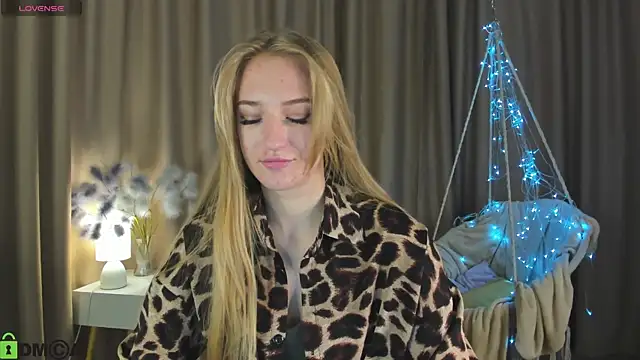 Snapshot of Stacy_River chatting on October 2025 09:32:01 AM Stacy River online show from October 2025 09:32:01 AM