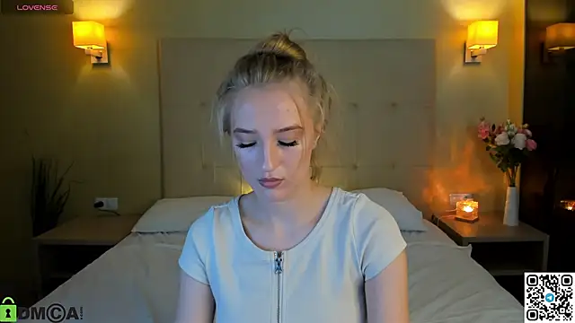 Stacy River online show from November 2025 09:42:02 AM