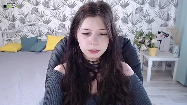 Snapshot of AliceWillsen chatting on December 2024 06:51:01 AM AliceWillsen online show from December 2024 06:51:01 AM