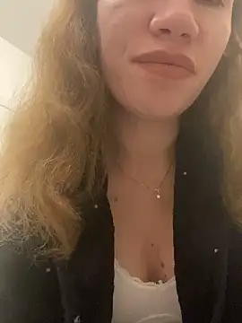 Snapshot of EvaRush chatting on December 2024 08:17:01 PM EvaRush online show from December 2024 08:17:01 PM