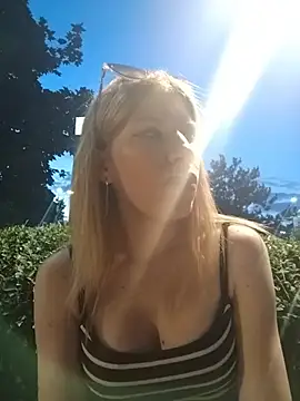 EvaRush online show from June 2026 06:29:01 PM