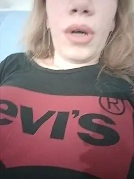 EvaRush online show from April 2026 08:26:02 PM