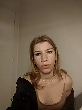 Snapshot of EvaRush chatting on January 2026 09:44:02 PM EvaRush online show from January 2026 09:44:02 PM