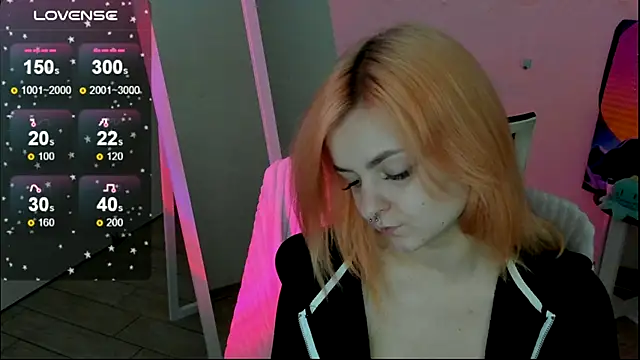 Fire Bestie online show from November 2025 02:06:01 PM