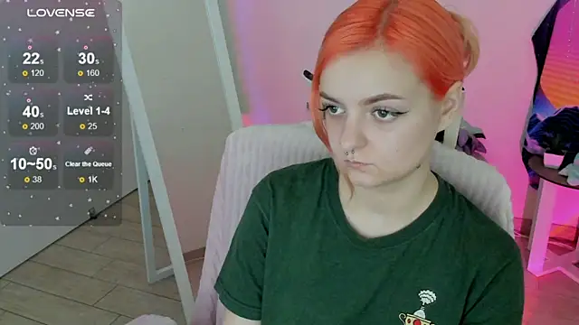 Fire Bestie online show from September 2025 12:33:01 PM