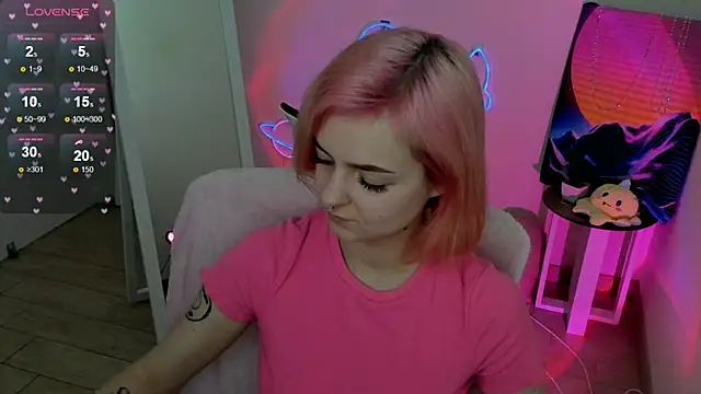 Fire Bestie online show from February 2025 01:40:02 PM