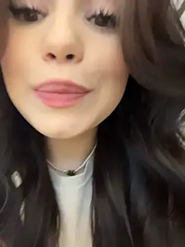 Snapshot of Chloe__Moon chatting on November 2025 03:13:02 PM Chloe Moon online show from November 2025 03:13:02 PM