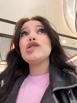 Chloe  Moon online show from September 2025 03:10:02 PM