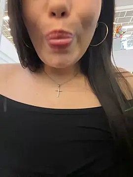 Chloe  Moon online show from January 2025 01:47:01 PM