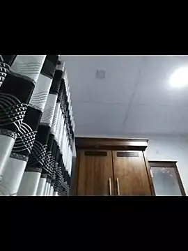 nikini1621 online show from February 2026 04:30:01 PM