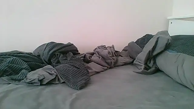 Emma 99 online show from March 2026 06:48:02 AM