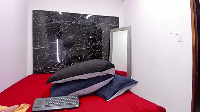 Analiasmith89 online show from February 2026 03:40:02 AM