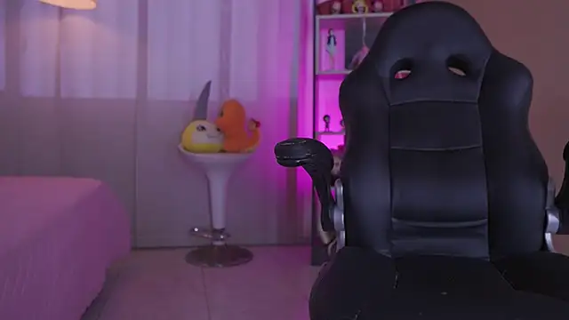 Snapshot of mara_jackson_ chatting on March 2025 12:28:01 PM mara jackson online show from March 2025 12:28:01 PM