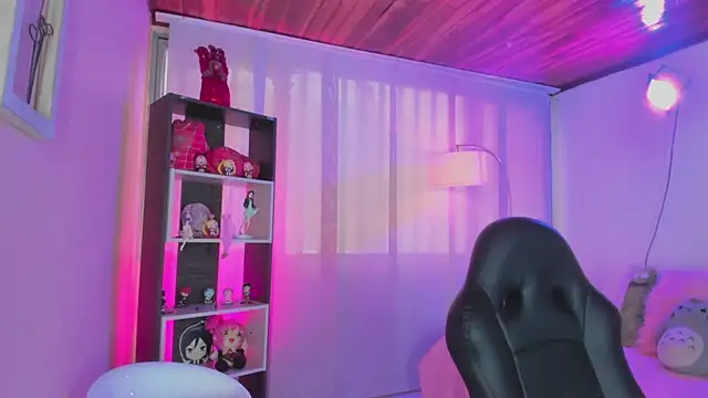 Snapshot of mara_jackson_ chatting on March 2025 12:22:02 PM mara jackson online show from March 2025 12:22:02 PM