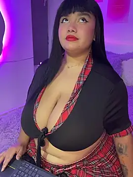 Snapshot of angie_bigboobs_ chatting on October 2025 01:32:01 PM angie bigboobs online show from October 2025 01:32:01 PM