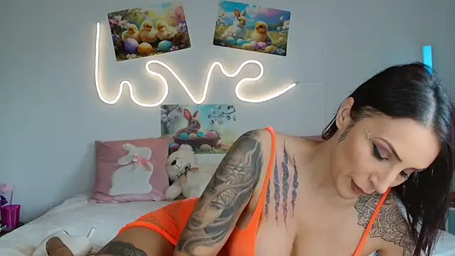 JuliaVegaOff online show from April 2026 11:59:02 AM