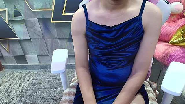 Snapshot of YourKusu chatting on November 2025 11:58:02 AM YourKusu online show from November 2025 11:58:02 AM