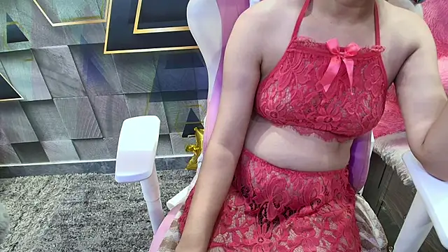 Snapshot of YourKusu chatting on October 2025 01:12:02 PM YourKusu online show from October 2025 01:12:02 PM