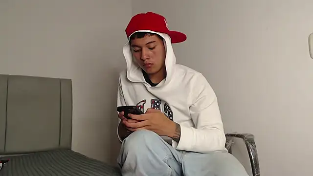 alex-lover online show from March 2026 03:40:01 AM