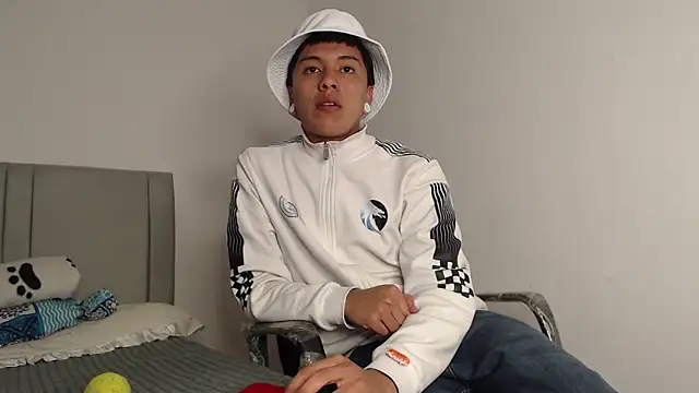 alex-lover online show from March 2026 03:22:01 AM